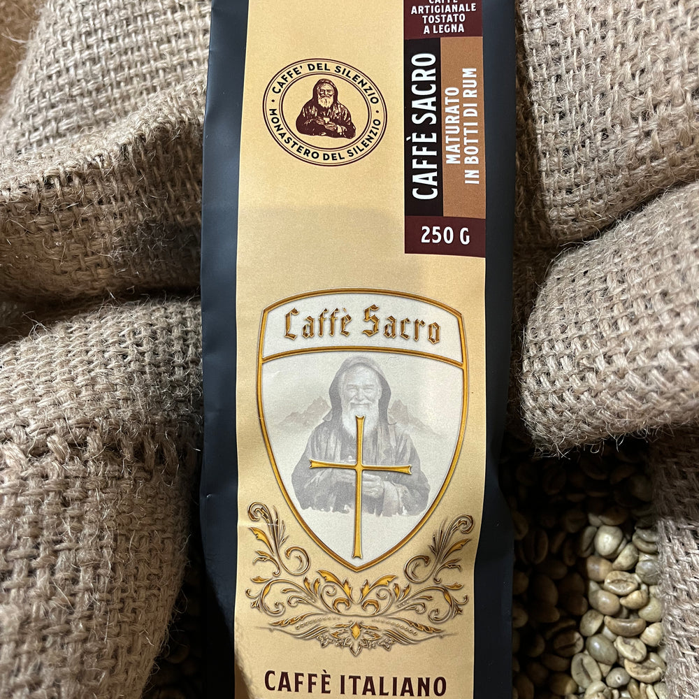 Caffè Sacro maturato in botti di Rum dal Monastero del Silenzio, tostato a legna su Linea Sacra di S. Michele
